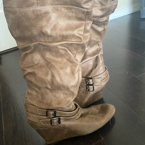 Women’s Brown Wedge Boots